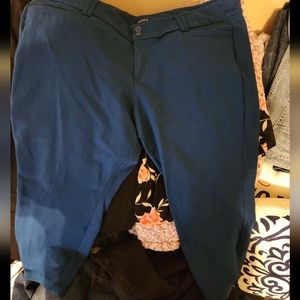 Torrid size 22 cropped pant